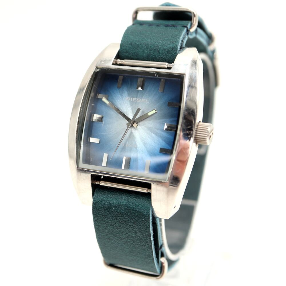 Diesel Men's Silver Tone Blue Sunburst Watch Blue Leather DZ1032 w New Battery